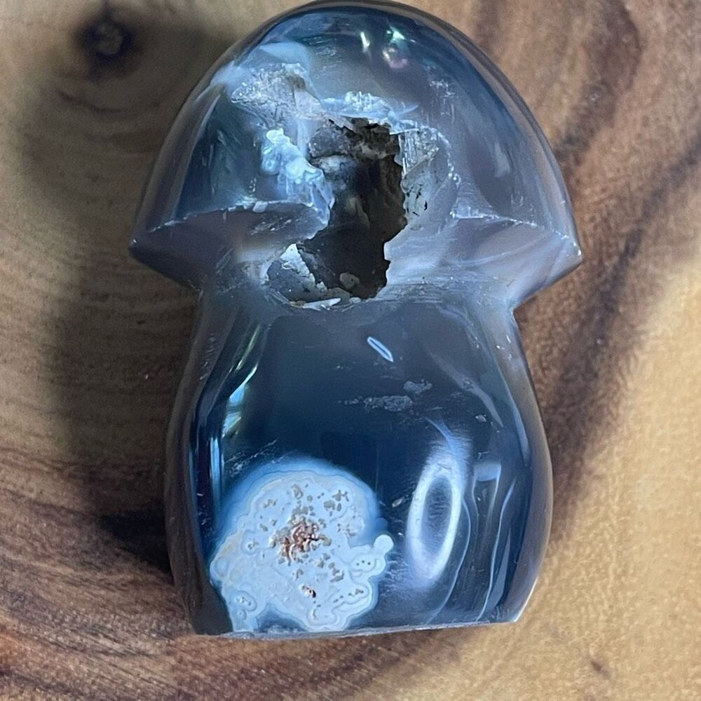 Orca agate mushroom carving crystal druzy black white